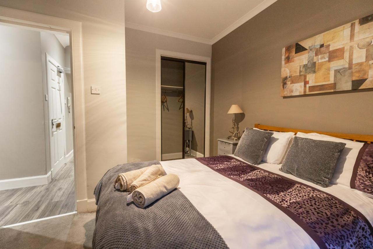 Two Bedroom Apartment Within Walking Distance To City Centre เอดินบะระ ภายนอก รูปภาพ